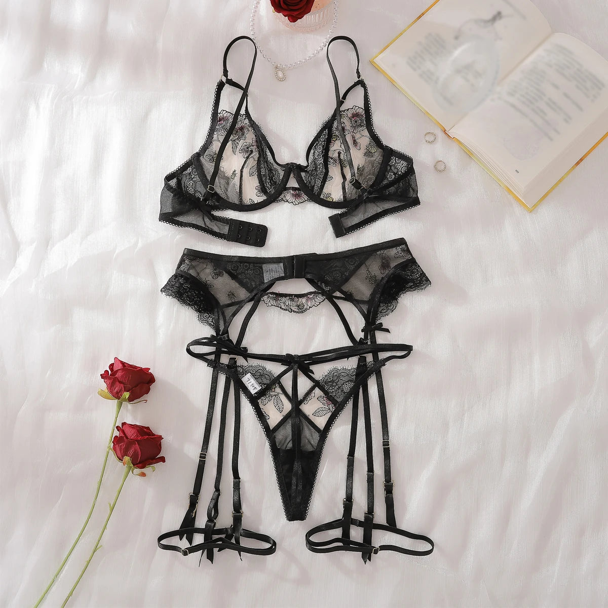 Sexy Costume Woman Cut Out Floral Lingeries Ultra Hot Erotic Bra Hilitos Set See Through Embroidery Lace Outfits