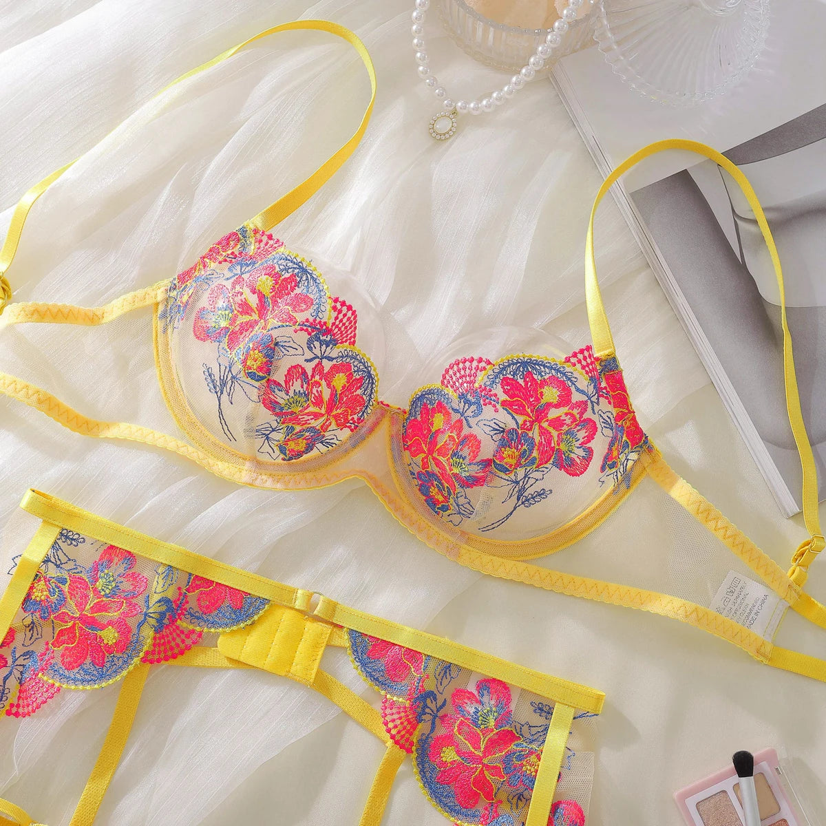 Sexy Female Lingerie Hot Erotic Lingerie For Full Floral Beautiful Underwear Luxury Intimate Sexy Female Complete